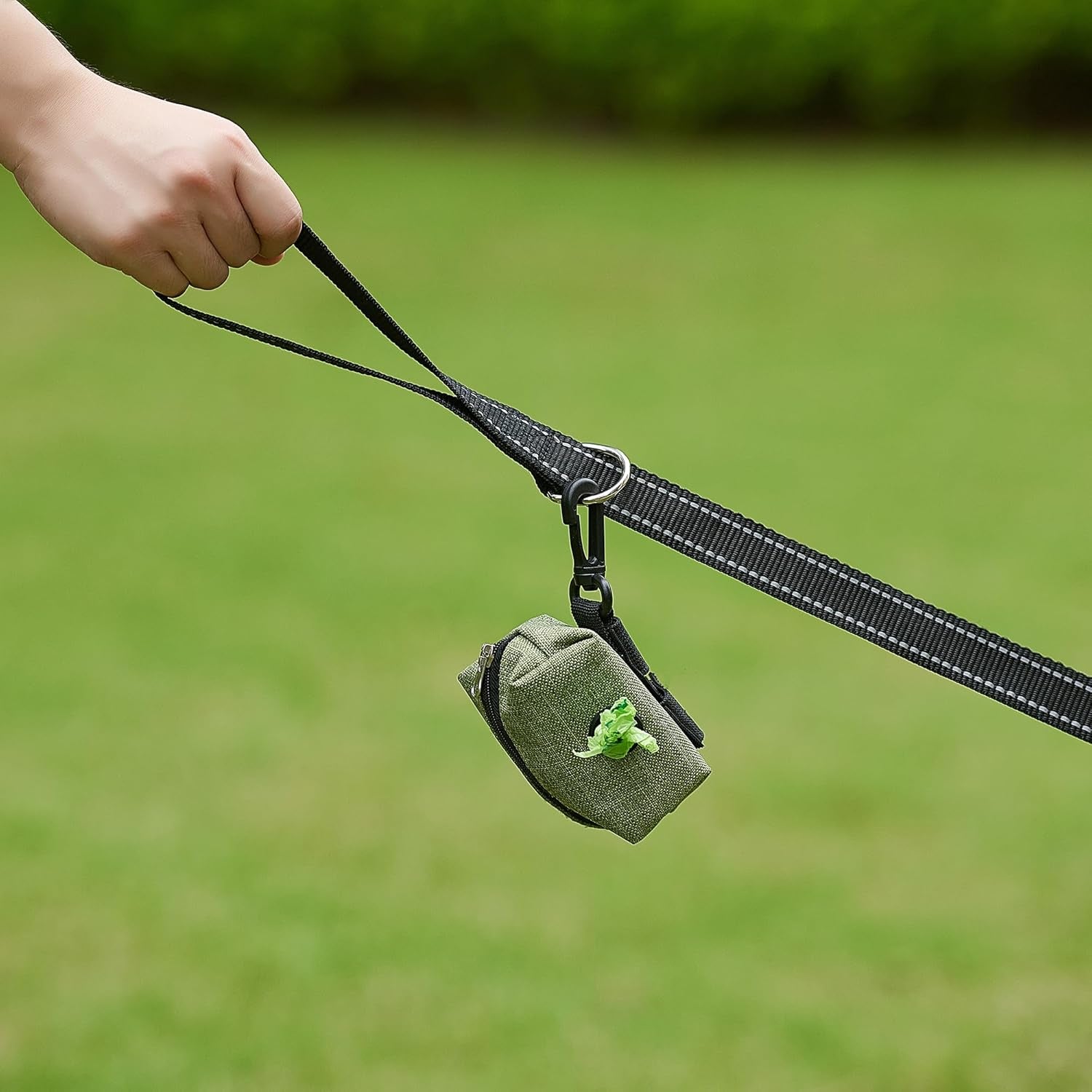 Reflective Nylon Dog Leash – 6FT Walking & Training Lead