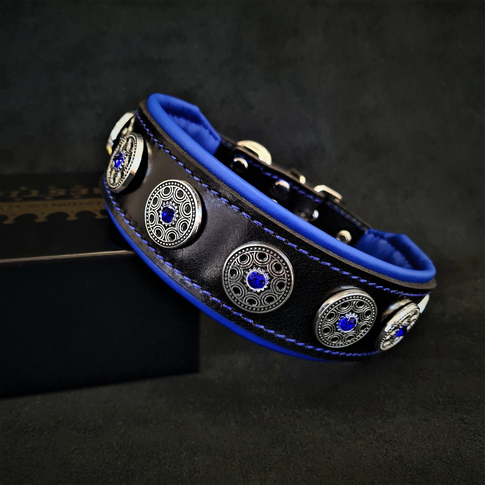 bijou-collar-black-blue-257514.jpg "Bijou" collar black & blue - Image 1