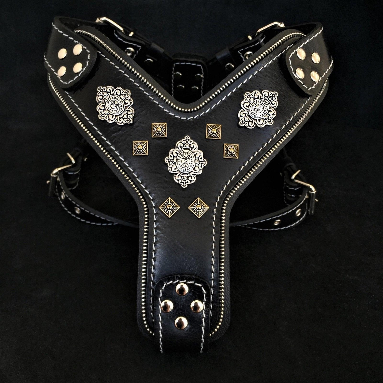 the-aztec-black-harness-225109.jpg The "Aztec" BLACK harness - Image 1