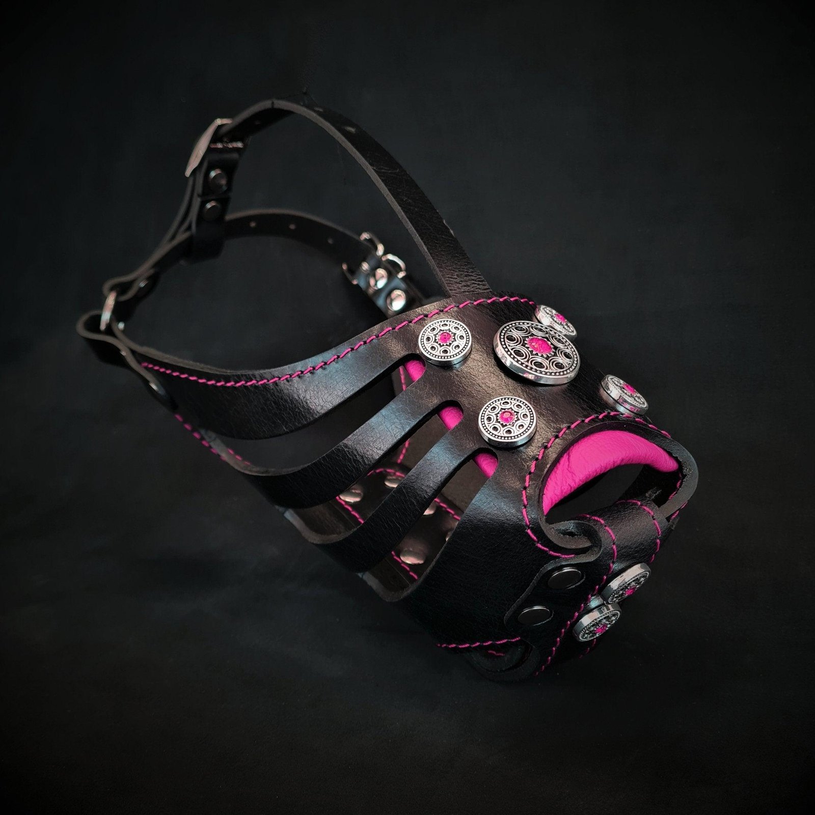 the-bijou-basket-muzzle-black-pink-751988.jpg The ''Bijou'' Basket Muzzle Black & Pink - Image 1