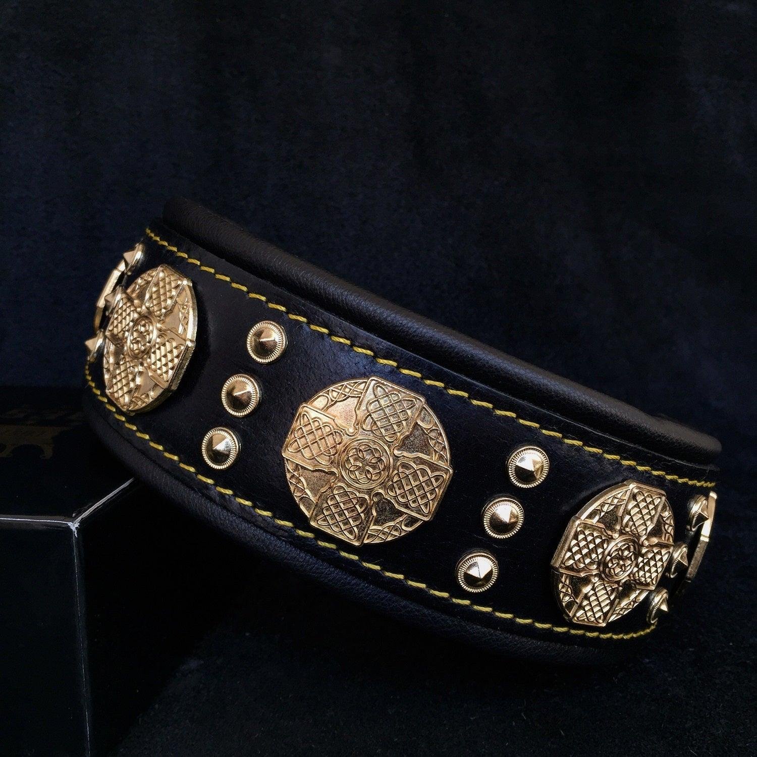 the-maximus-collar-25-inch-wide-black-gold-223185.jpg The "Maximus" collar 2.5 inch wide black & gold - Image 1
