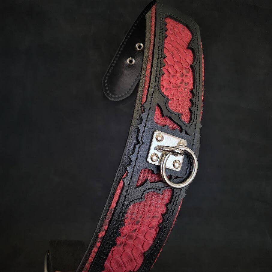 the-red-dragon-collar-153191.jpg The ''Red Dragon'' collar - Image 1