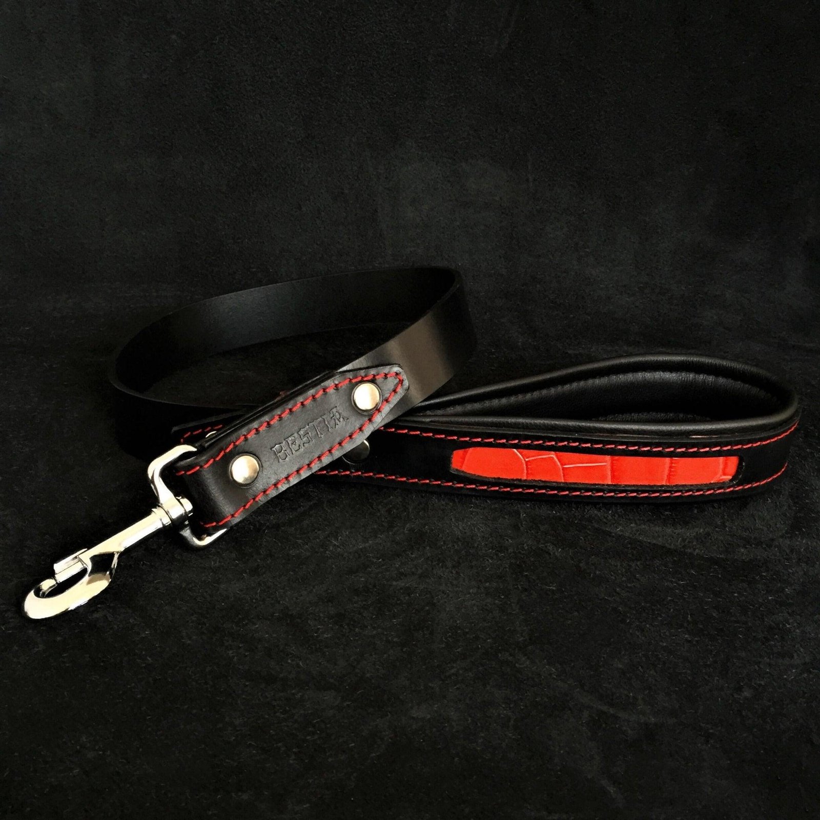 the-reptile-leash-745012.jpg The "Reptile" leash - Image 1